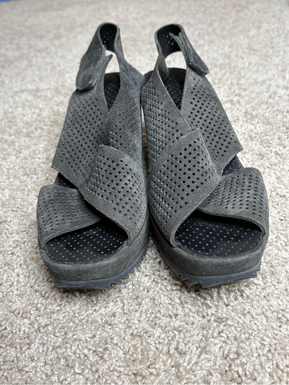 Pedro Garcia Suede Wedges - Picture 6 of 7